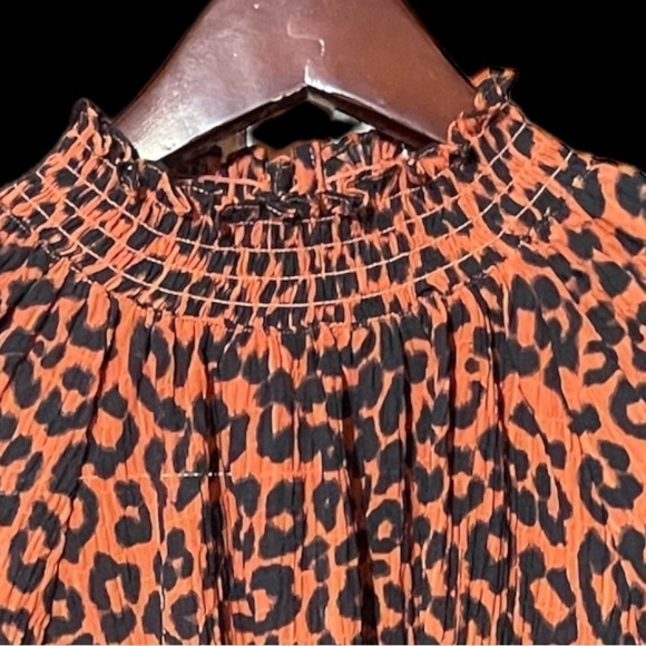 Ann Taylor Loft Petite Leopard Print Smocked Neck Blouse Sz Extra Small Petite - Picture 7 of 16